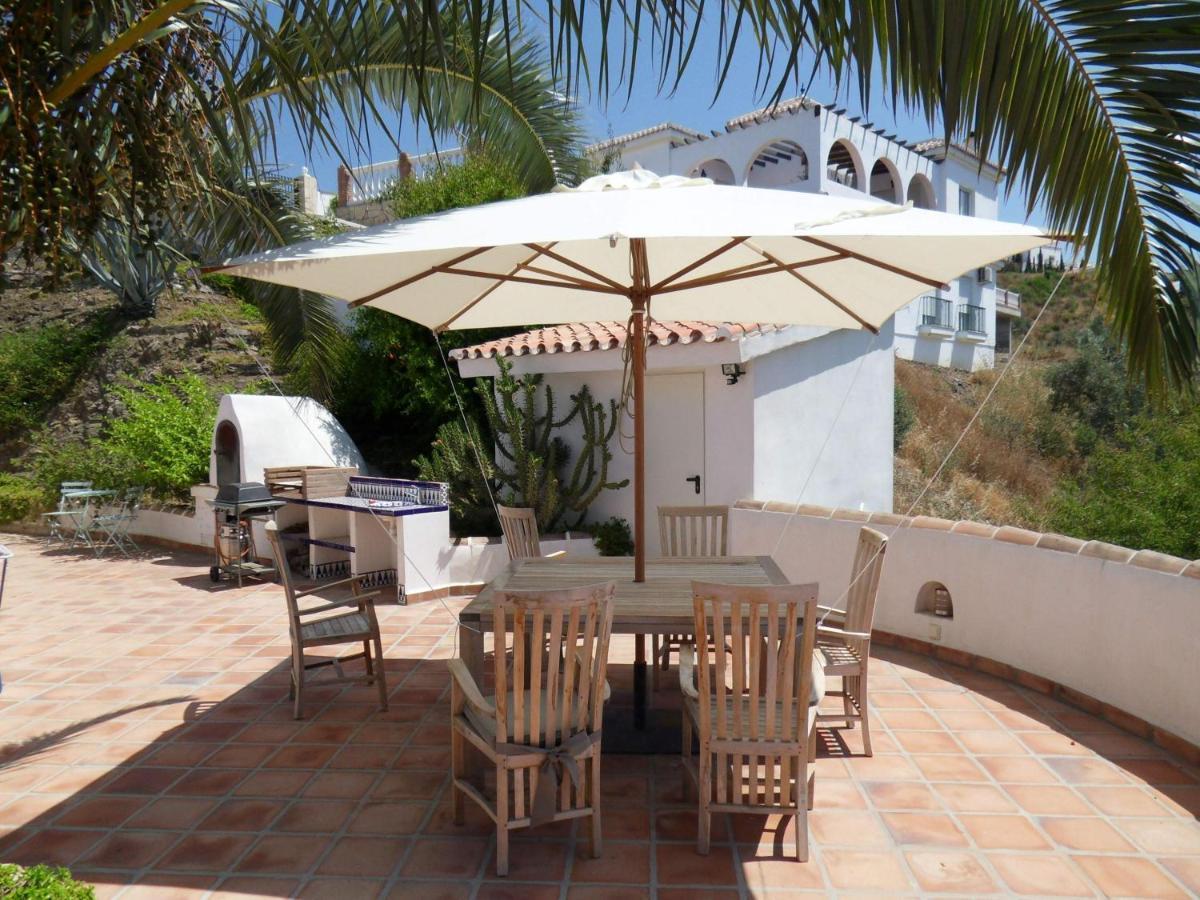 Villa Perla Blanca Sayalonga Dış mekan fotoğraf