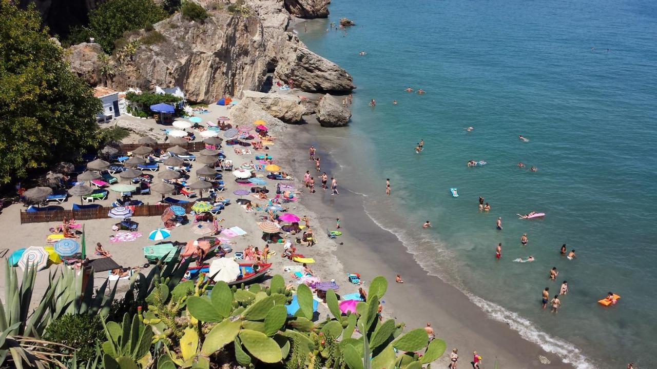 Villa Perla Blanca Sayalonga Dış mekan fotoğraf